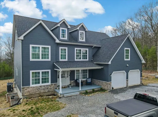 $790,000 | 116 Red Bud Lane, Kunkletown, PA 18058