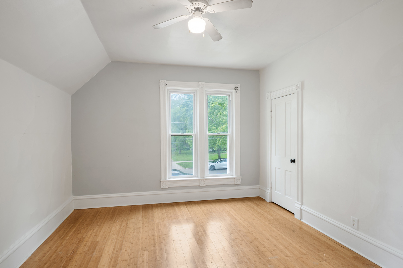 447 Ashland Avenue Elgin, IL 60123 - Photo 19 of 30