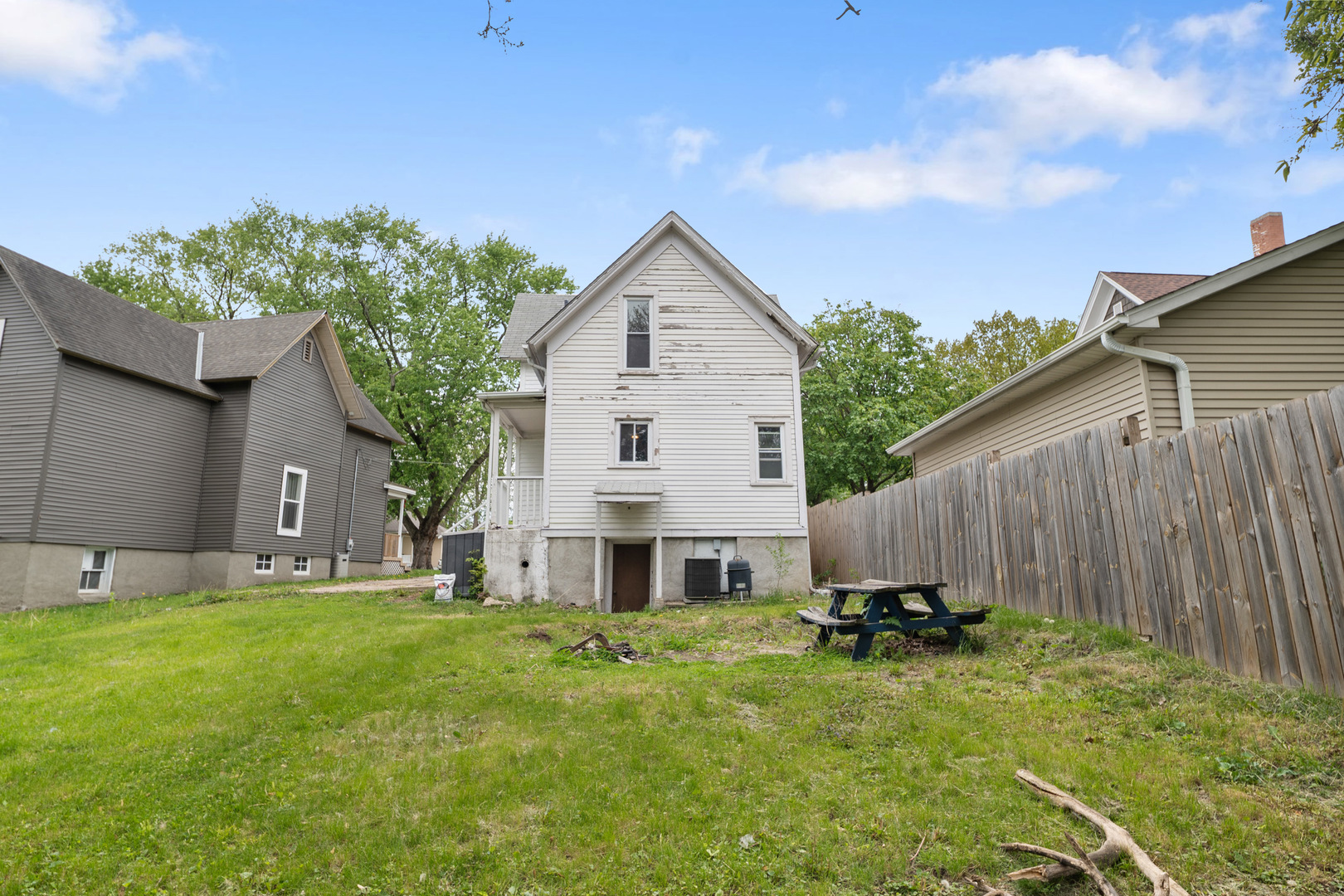 447 Ashland Avenue Elgin, IL 60123 - Photo 21 of 30