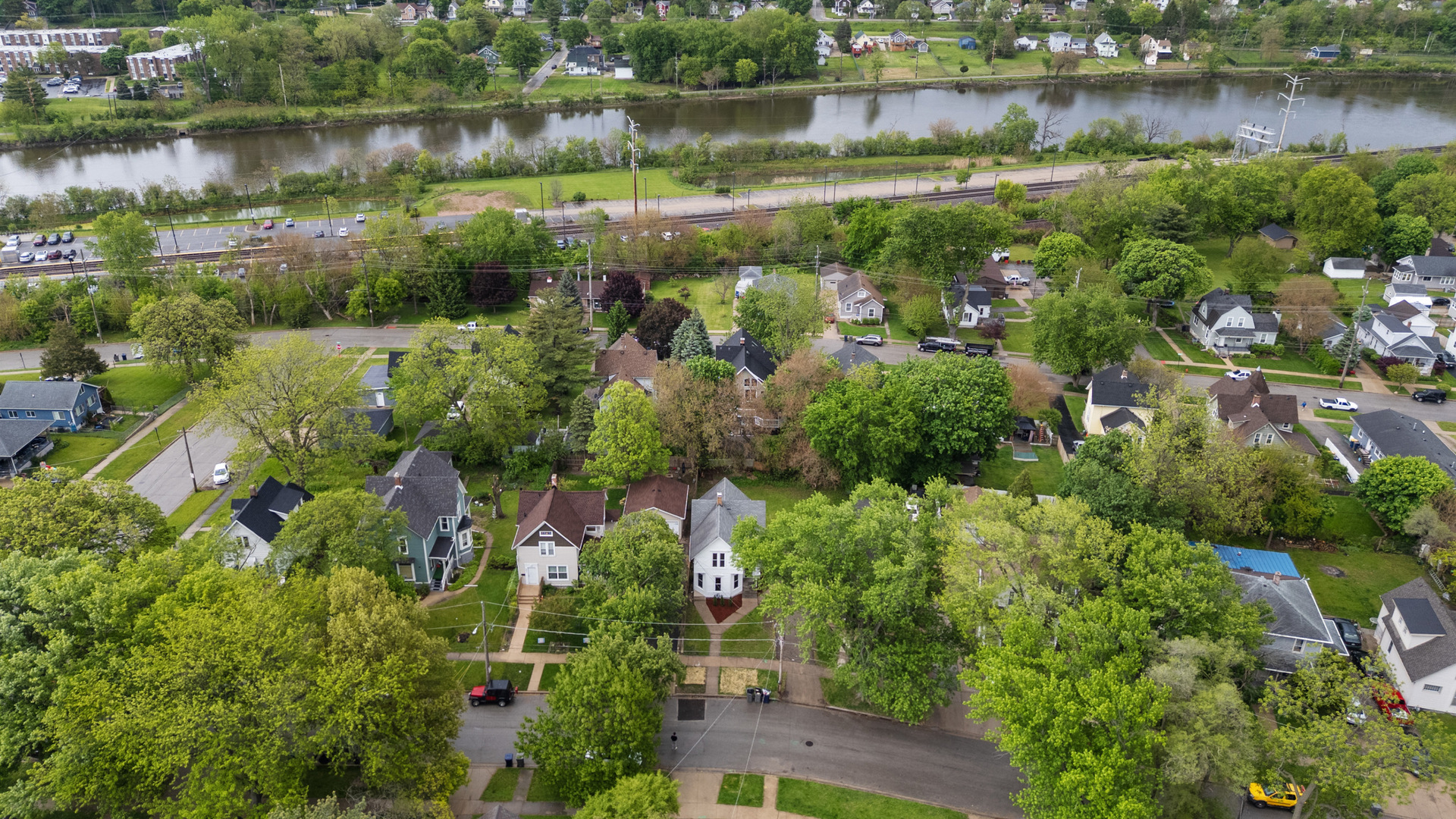 447 Ashland Avenue Elgin, IL 60123 - Photo 25 of 30