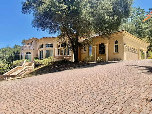 $5,699,999 | 15520 Quito Road, Monte Sereno, CA 95030