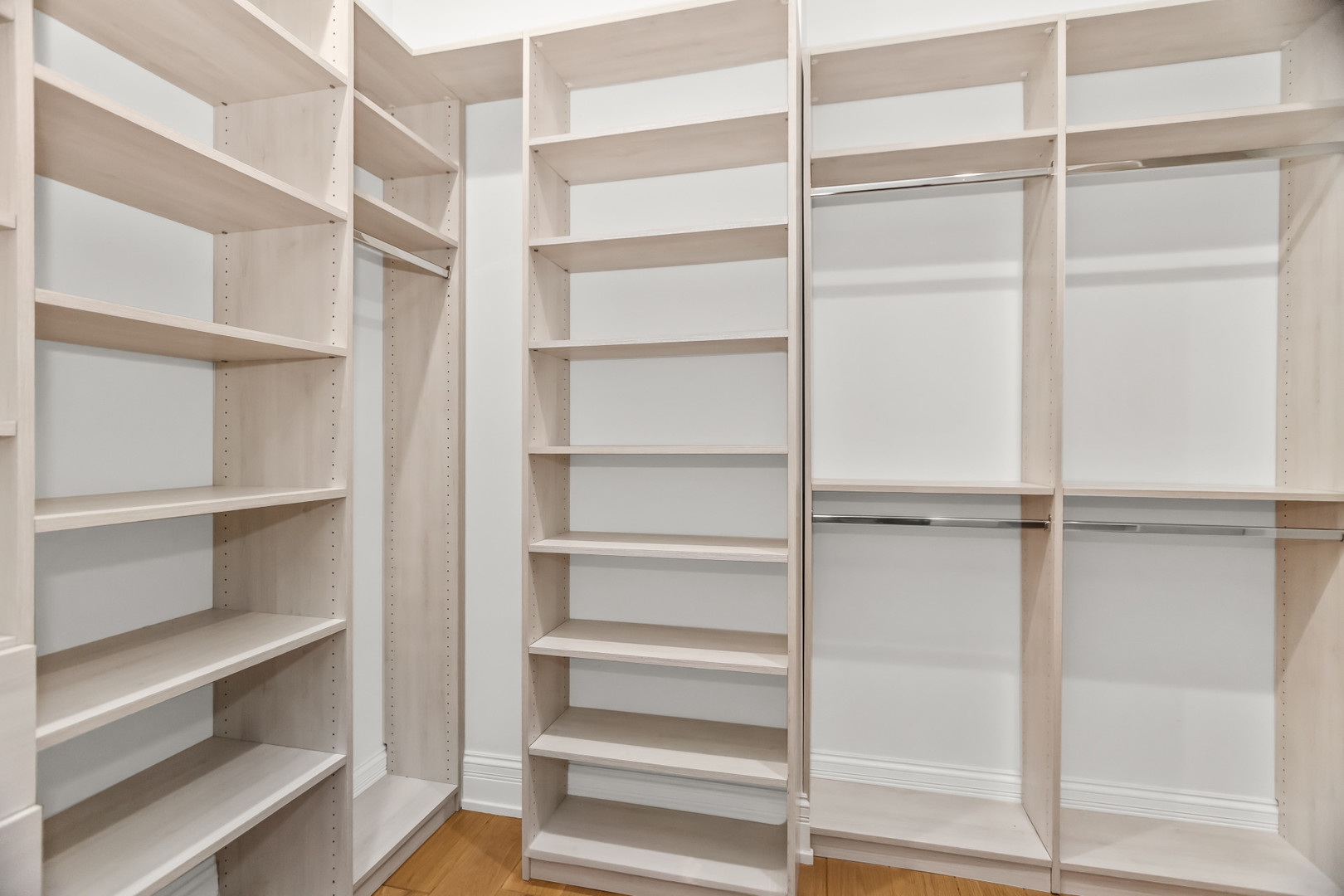 1425 West Fullerton Avenue, Unit 3N Chicago, IL 60614 - Photo 9 of 15 a view of walk in closet with empty racks