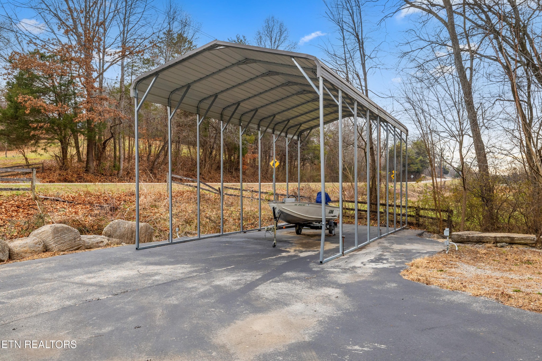3827 Quarry Road Louisville, TN 37777 - Photo 39 of 44 Gallery Image 39
