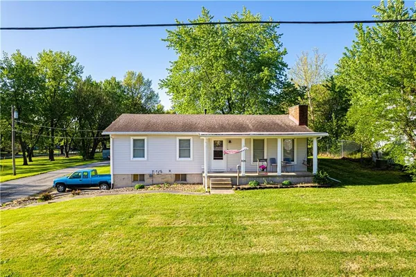 $300,000 | 606 East Prospect Street, Cameron, MO 64429