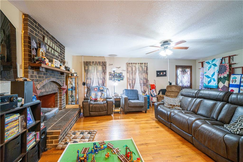 606 East Prospect Street Cameron, MO 64429 - Photo 6 of 40