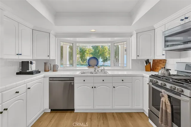 $10,500 | 4340 Guava Avenue, Seal Beach, CA 90740