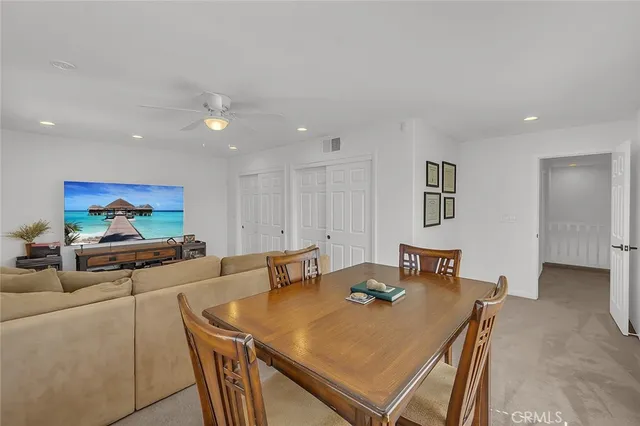 $10,500 | 4340 Guava Avenue, Seal Beach, CA 90740