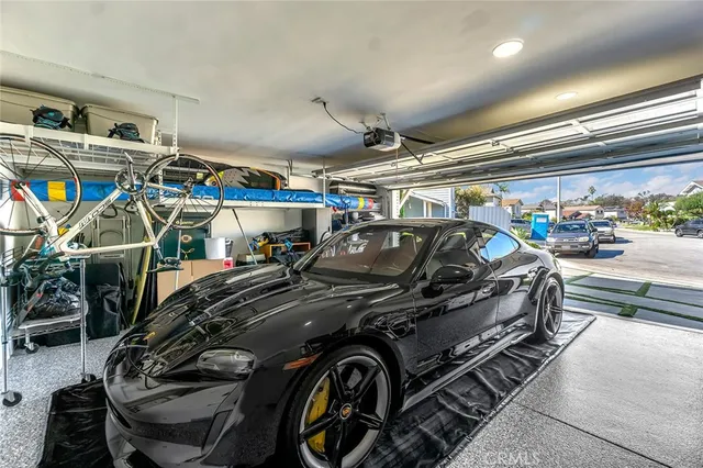 $10,500 | 4340 Guava Avenue, Seal Beach, CA 90740