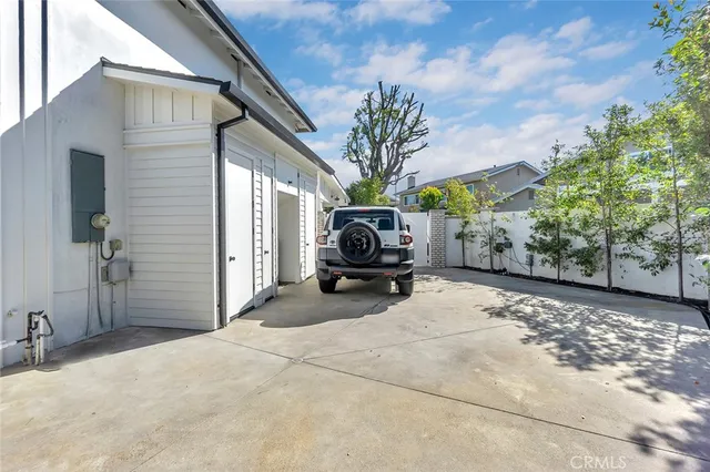 $10,500 | 4340 Guava Avenue, Seal Beach, CA 90740