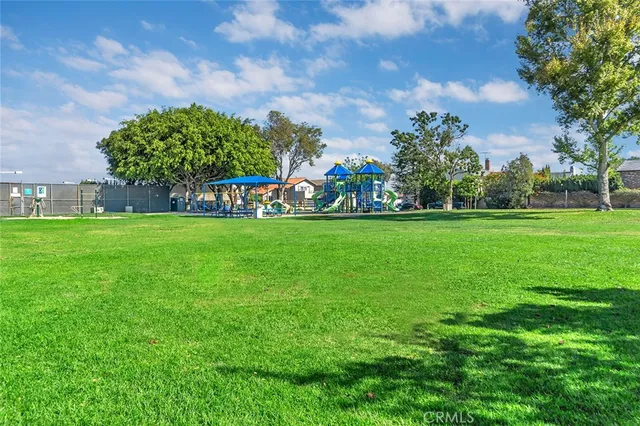 $10,500 | 4340 Guava Avenue, Seal Beach, CA 90740