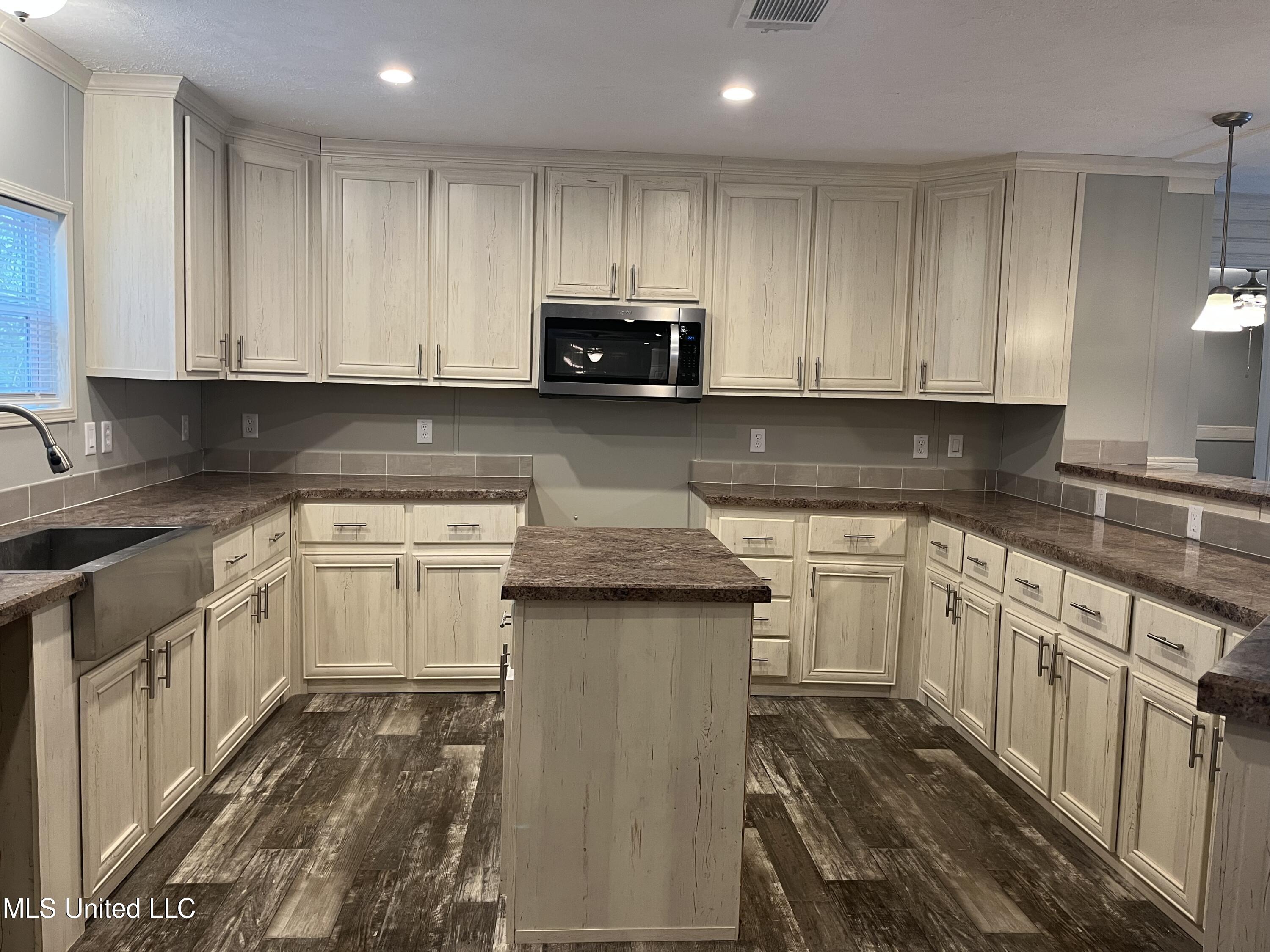 13525 West Run Road Vancleave, MS 39565 - Photo 11 of 48 5715AE14-CE44-4AB4-99D2-659FECD1F5D4
