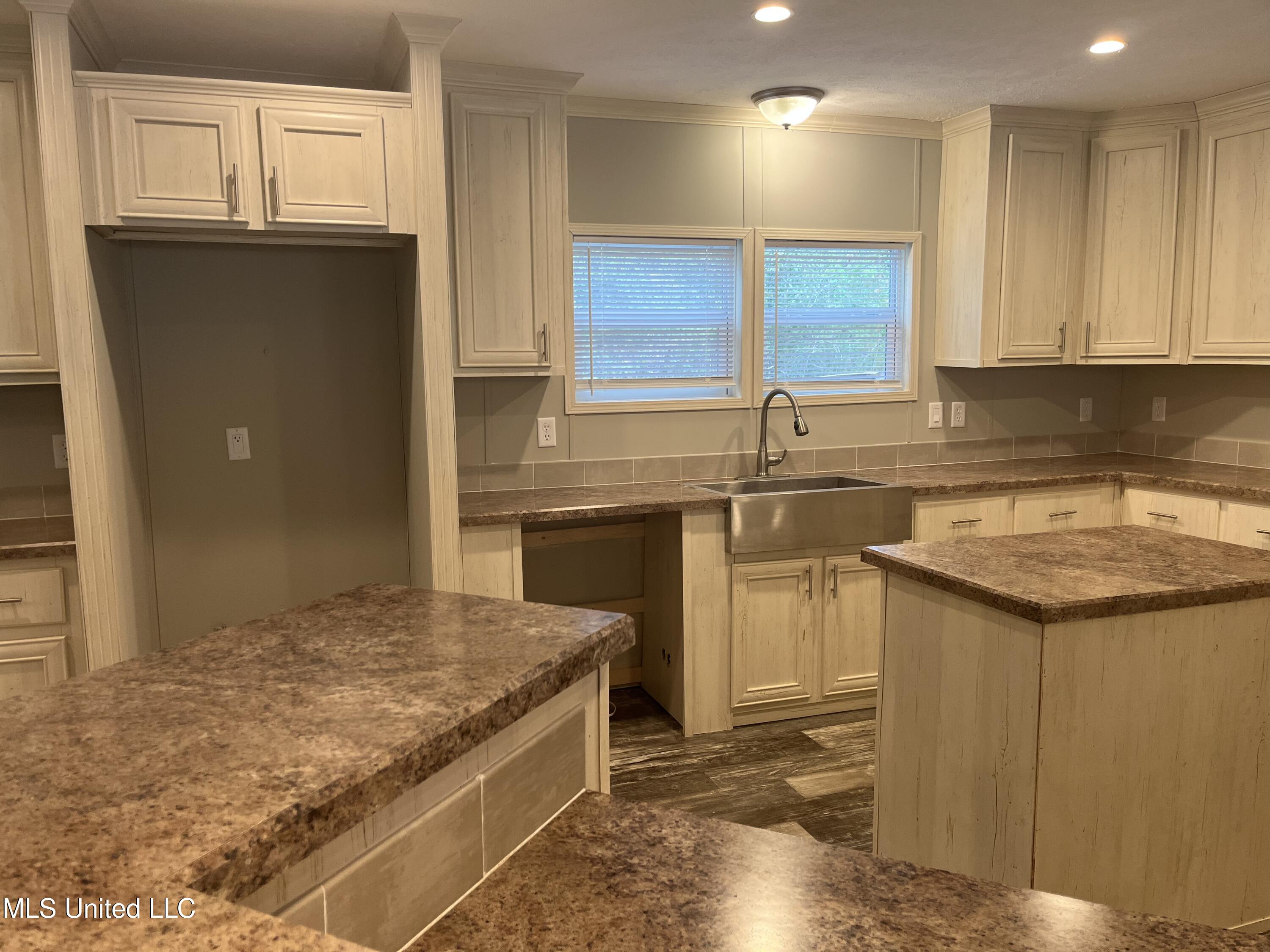 13525 West Run Road Vancleave, MS 39565 - Photo 5 of 48 38755956-8769-41EC-8234-1E3183AC7531