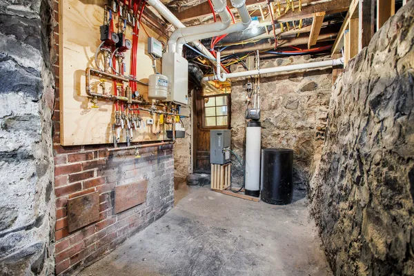 $370,000 | 15105 28 Mile Road, Albion, MI 49224