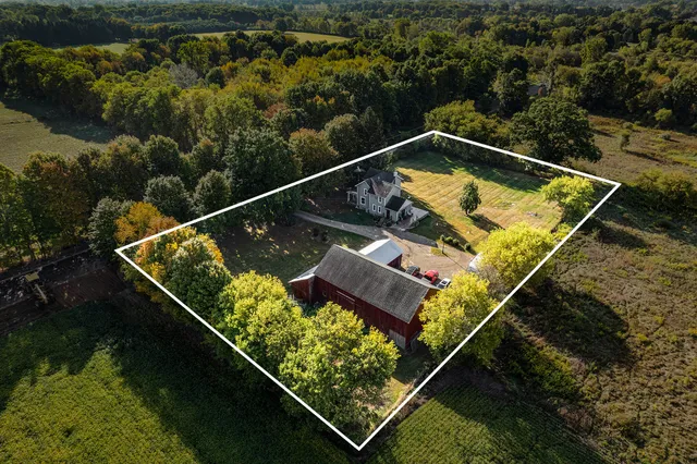 $370,000 | 15105 28 Mile Road, Albion, MI 49224