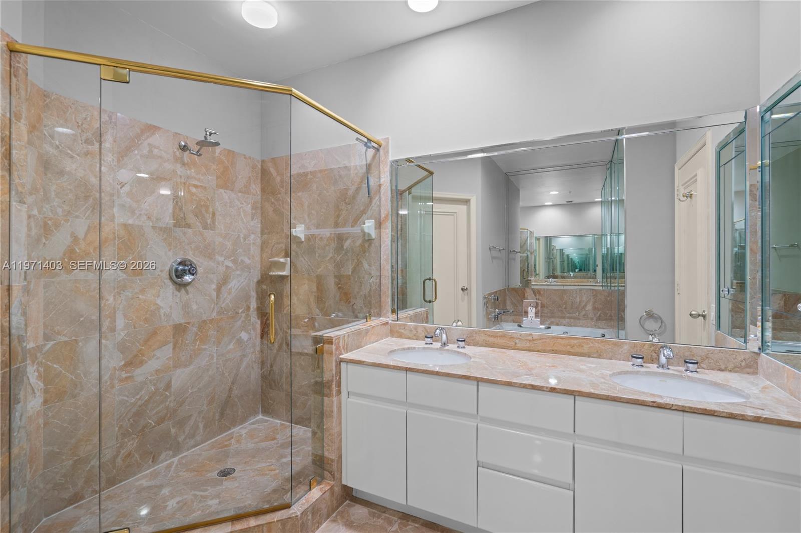 888 Brickell Key Drive, Unit 408 Miami, FL 33131 - Photo 26 of 54