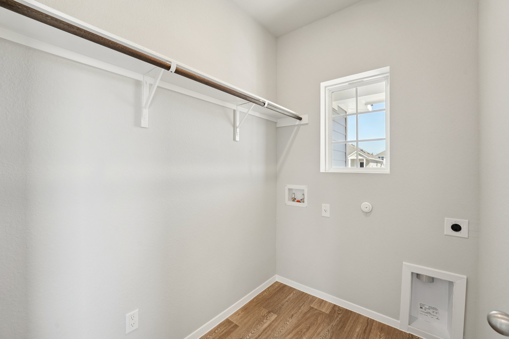 136 Summer Drive Elgin, TX 78621 - Photo 26 of 35 Utility Room