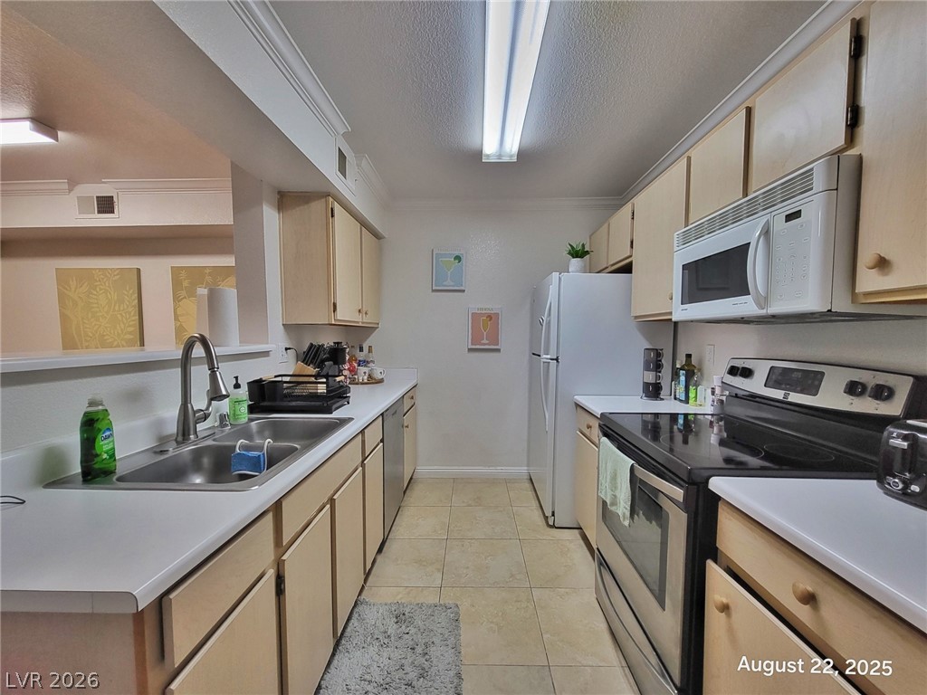 8101 West Flamingo Road, Unit 1135 Las Vegas, NV 89147 - Photo 4 of 13