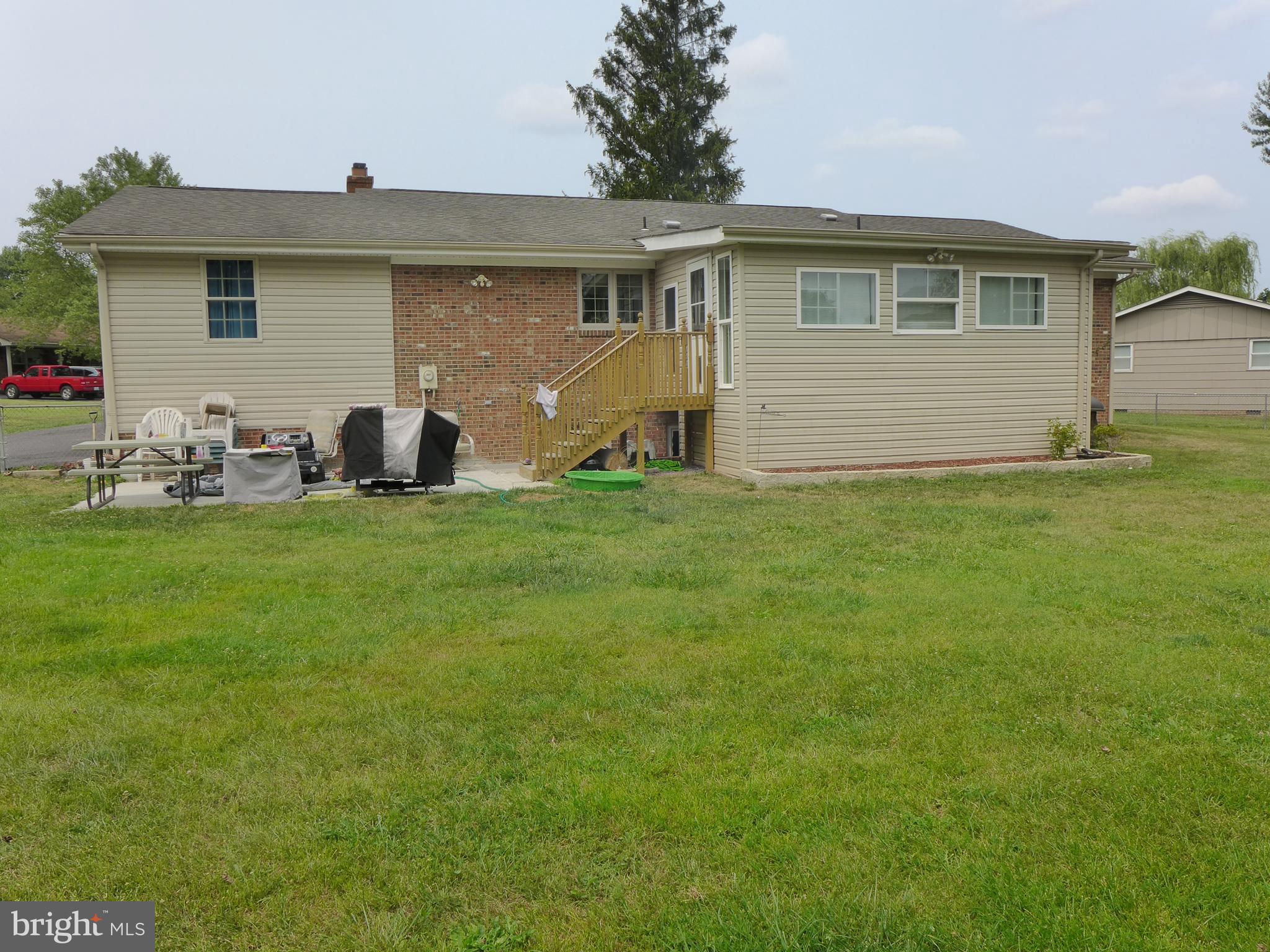 305 Accomack Circle Stephens City, VA 22655 - Photo 22 of 36