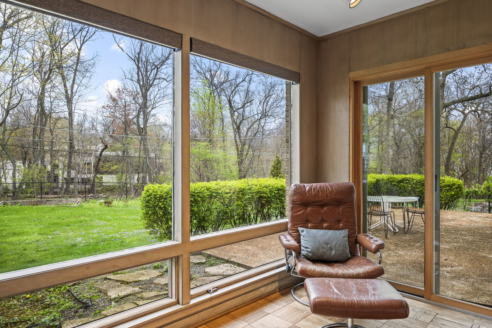 87 Ravinoaks Lane Highland Park, IL 60035 - Photo 35 of 61