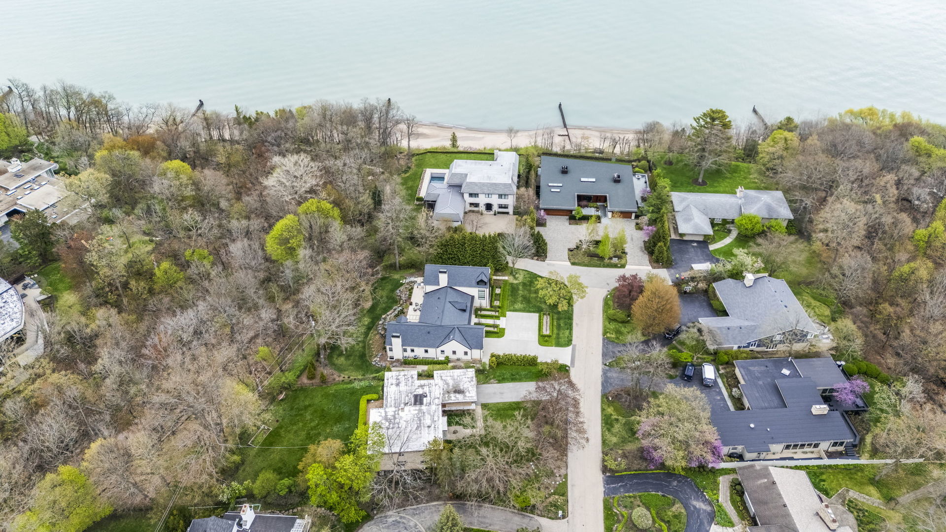 87 Ravinoaks Lane Highland Park, IL 60035 - Photo 47 of 61