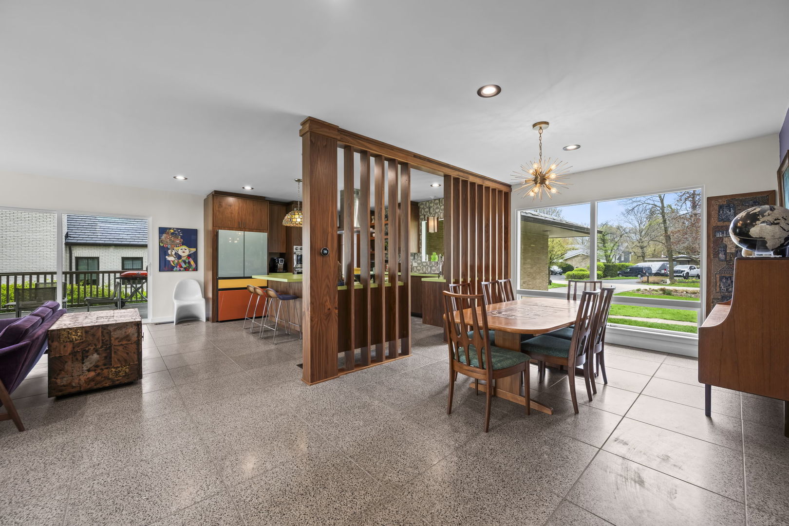 87 Ravinoaks Lane Highland Park, IL 60035 - Photo 10 of 61