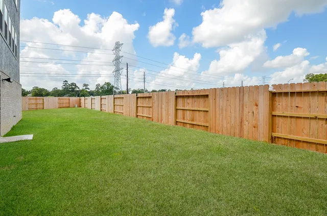 $555,900 | 20633 Dynamic Court, Humble, TX 77338