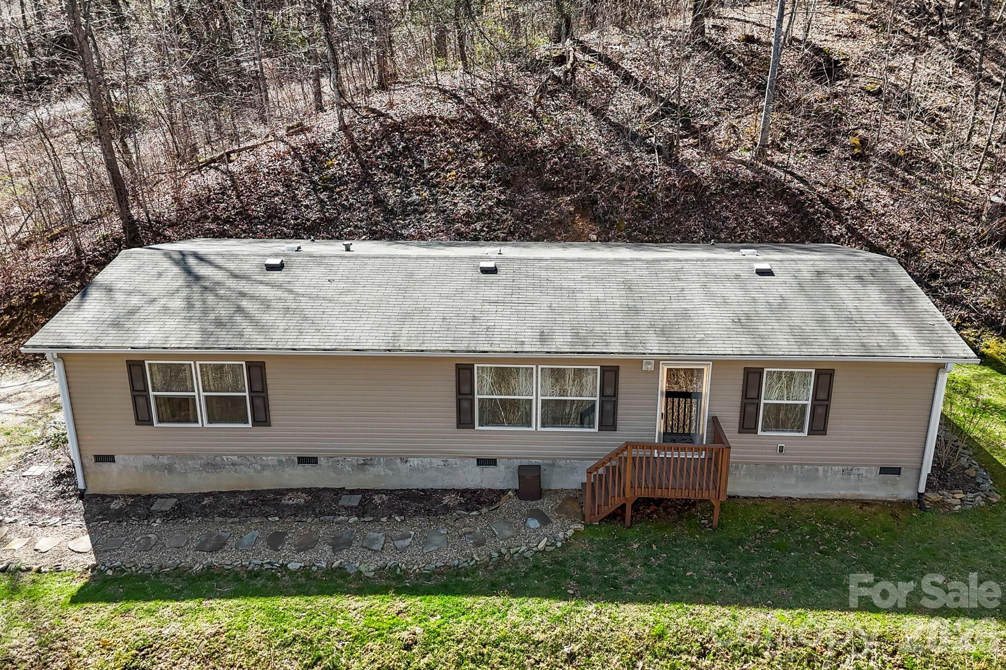 256 Inglewood Cove Road Waynesville, NC 28786 - Photo 1 of 34