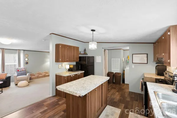 $390,000 | 256 Inglewood Cove Road, Waynesville, NC 28786