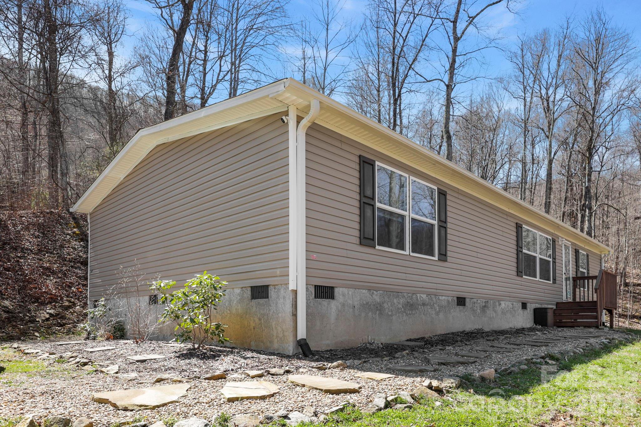 256 Inglewood Cove Road Waynesville, NC 28786 - Photo 30 of 34