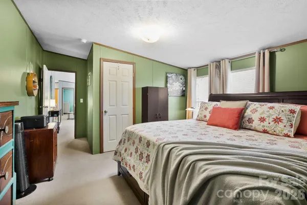 $390,000 | 256 Inglewood Cove Road, Waynesville, NC 28786