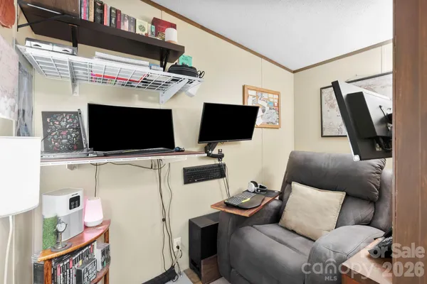 $390,000 | 256 Inglewood Cove Road, Waynesville, NC 28786