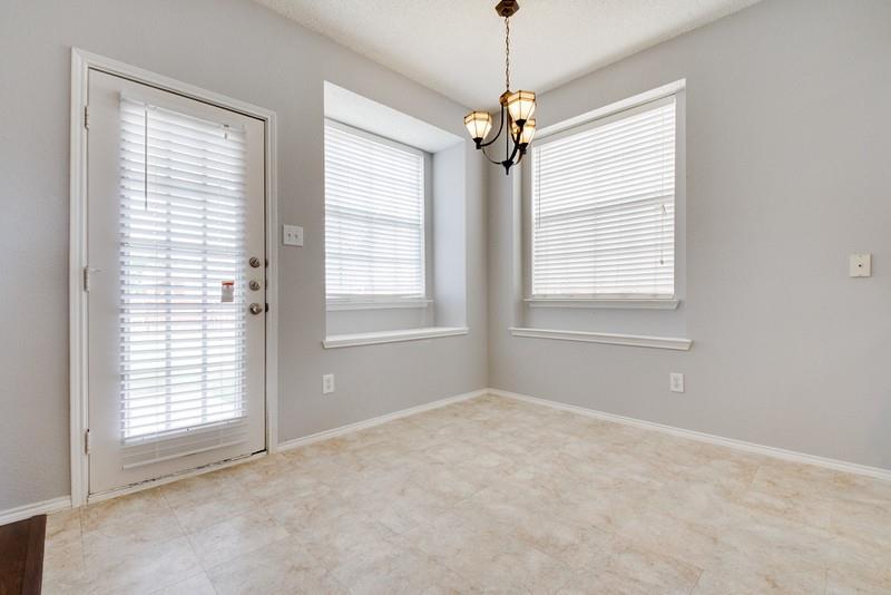 7813 Park Run Road Fort Worth, TX 76137 - Photo 13 of 28