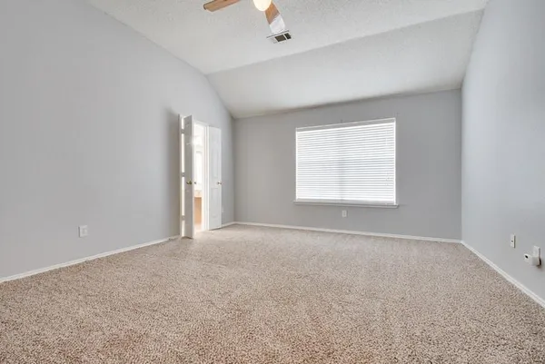 $2,450 | 7813 Park Run Road, Fort Worth, TX 76137