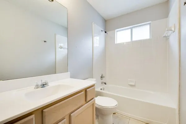 $2,450 | 7813 Park Run Road, Fort Worth, TX 76137