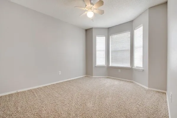 $2,450 | 7813 Park Run Road, Fort Worth, TX 76137