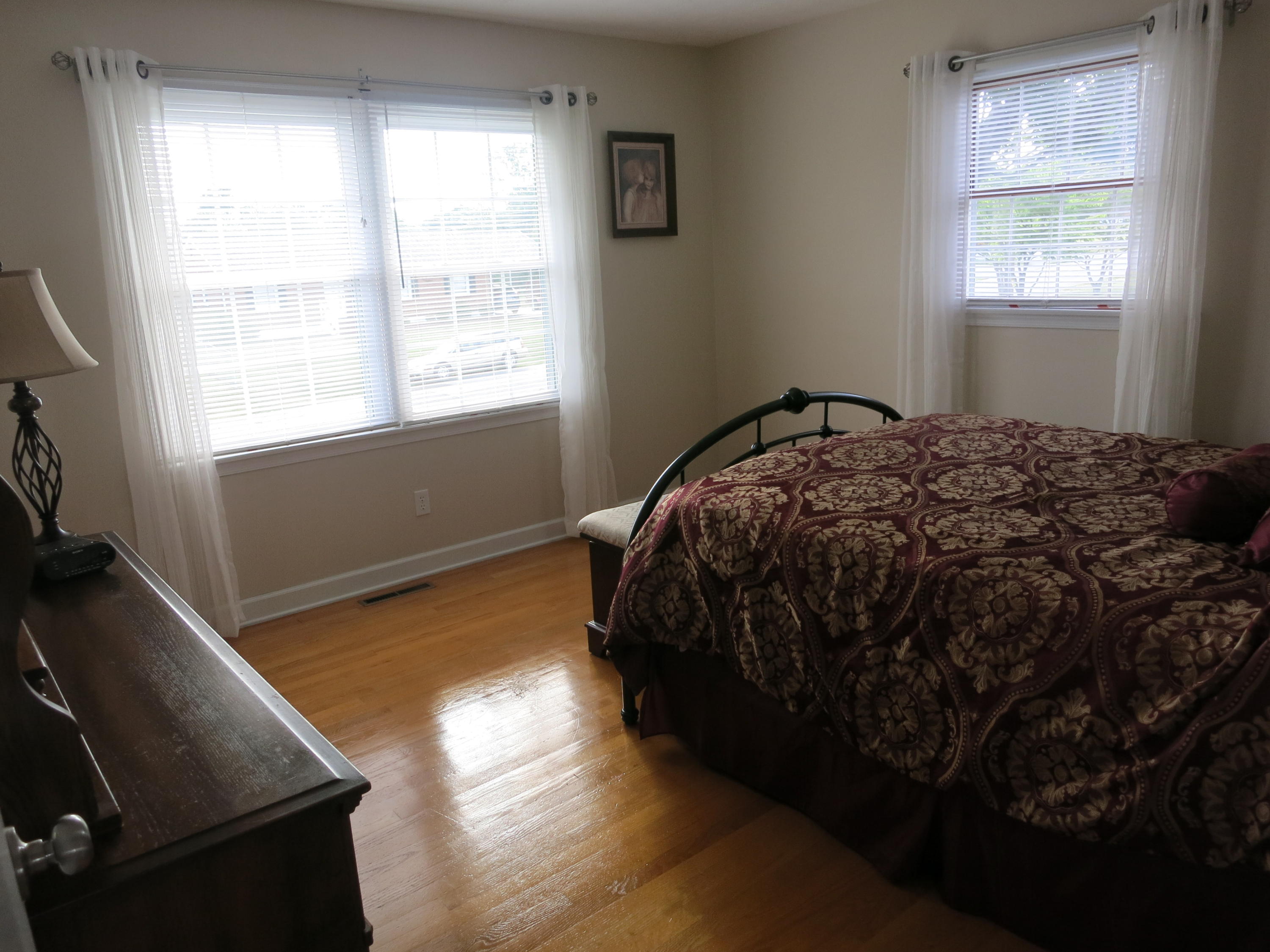5705 Malvern Road Roanoke, VA 24012 - Photo 12 of 46 2nd Bedroom