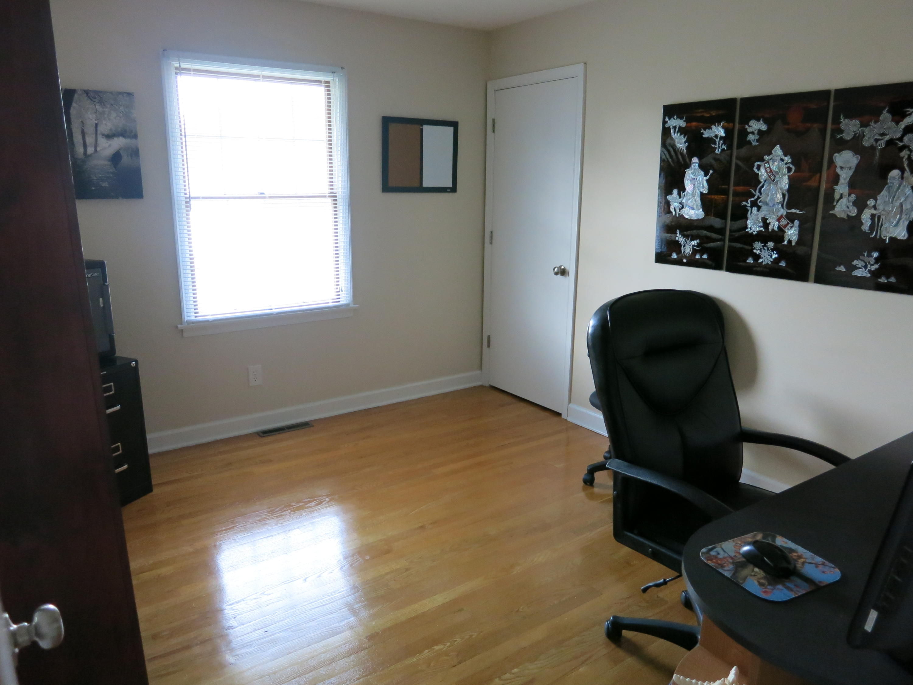 5705 Malvern Road Roanoke, VA 24012 - Photo 22 of 46 4th Bedroom