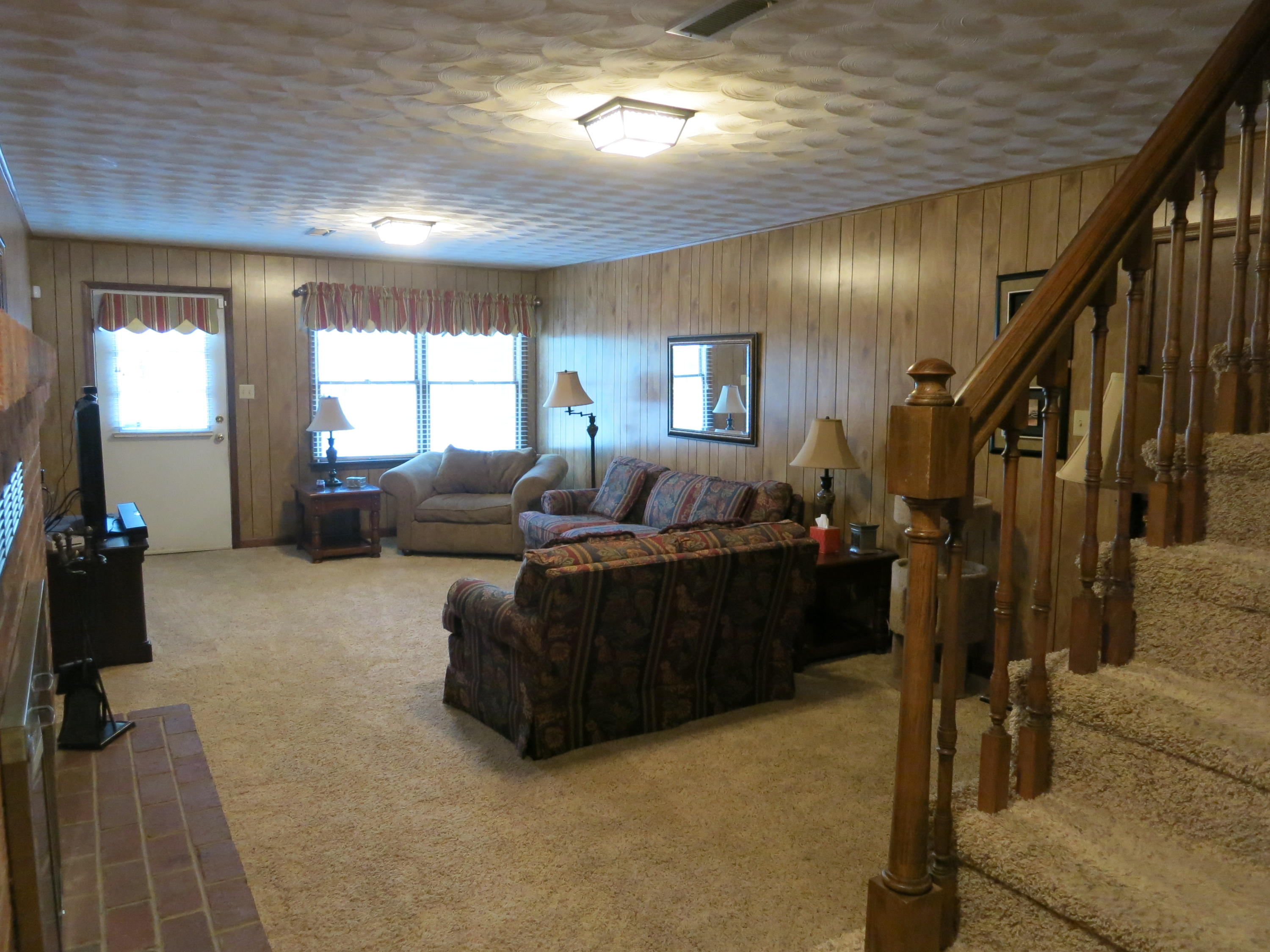 5705 Malvern Road Roanoke, VA 24012 - Photo 23 of 46 Family Room downstairs