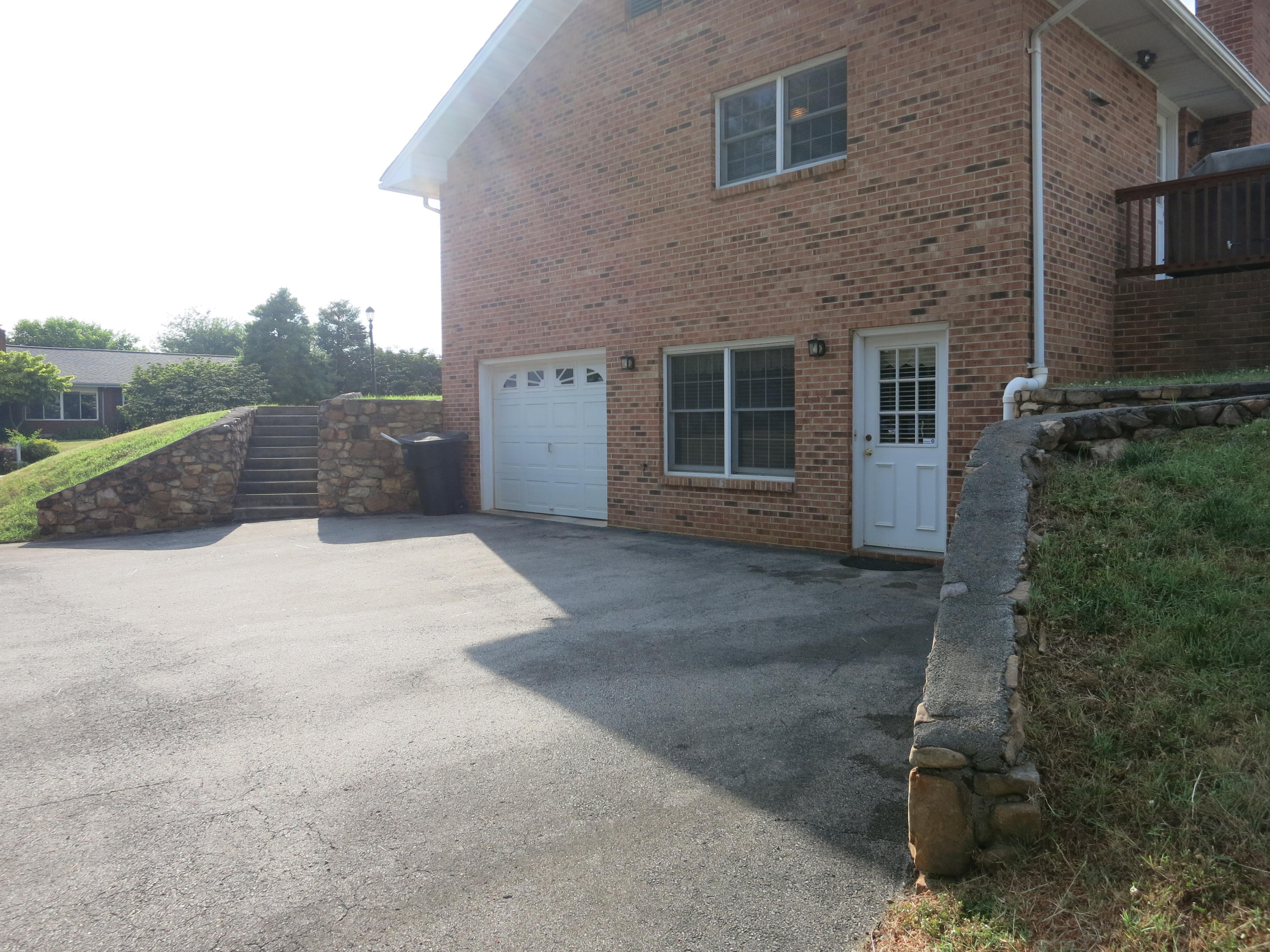 5705 Malvern Road Roanoke, VA 24012 - Photo 44 of 46 Nice one car garage