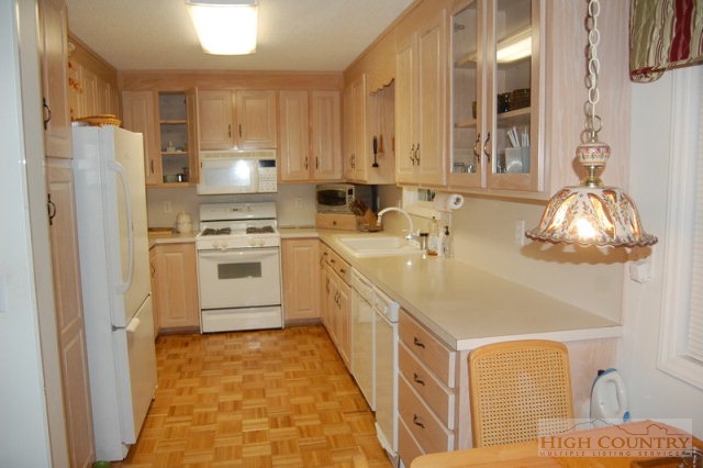 61 Briar Road Newland, NC 28657 - Photo 41 of 43 Gallery Image 41