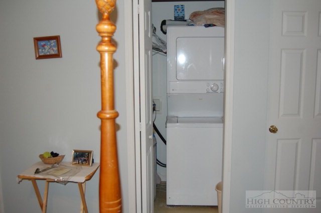 61 Briar Road Newland, NC 28657 - Photo 5 of 43 Gallery Image 5