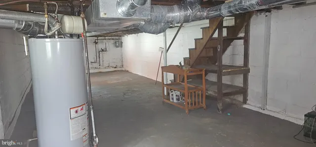 a view of a room with an empty space