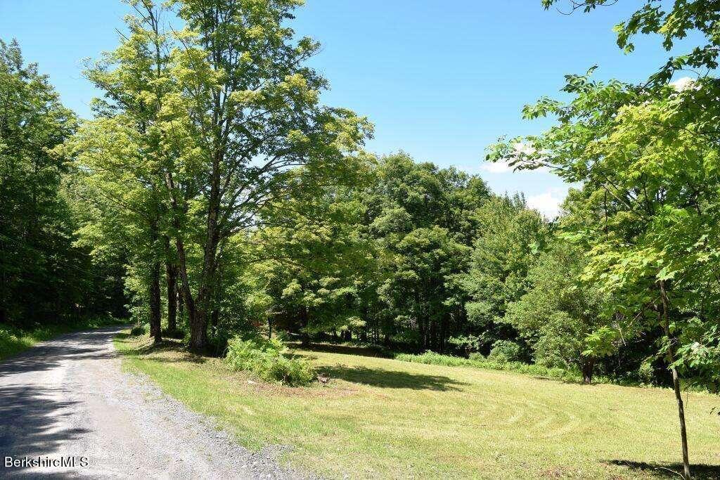 59 Harwood Road Savoy, MA 01256 - Photo 5 of 6 Malloy.5