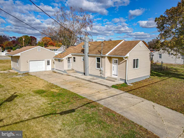 $2,250 | 23 Morningside Drive, Pennsville, NJ 08070