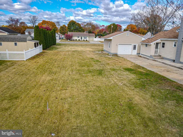 $2,250 | 23 Morningside Drive, Pennsville, NJ 08070