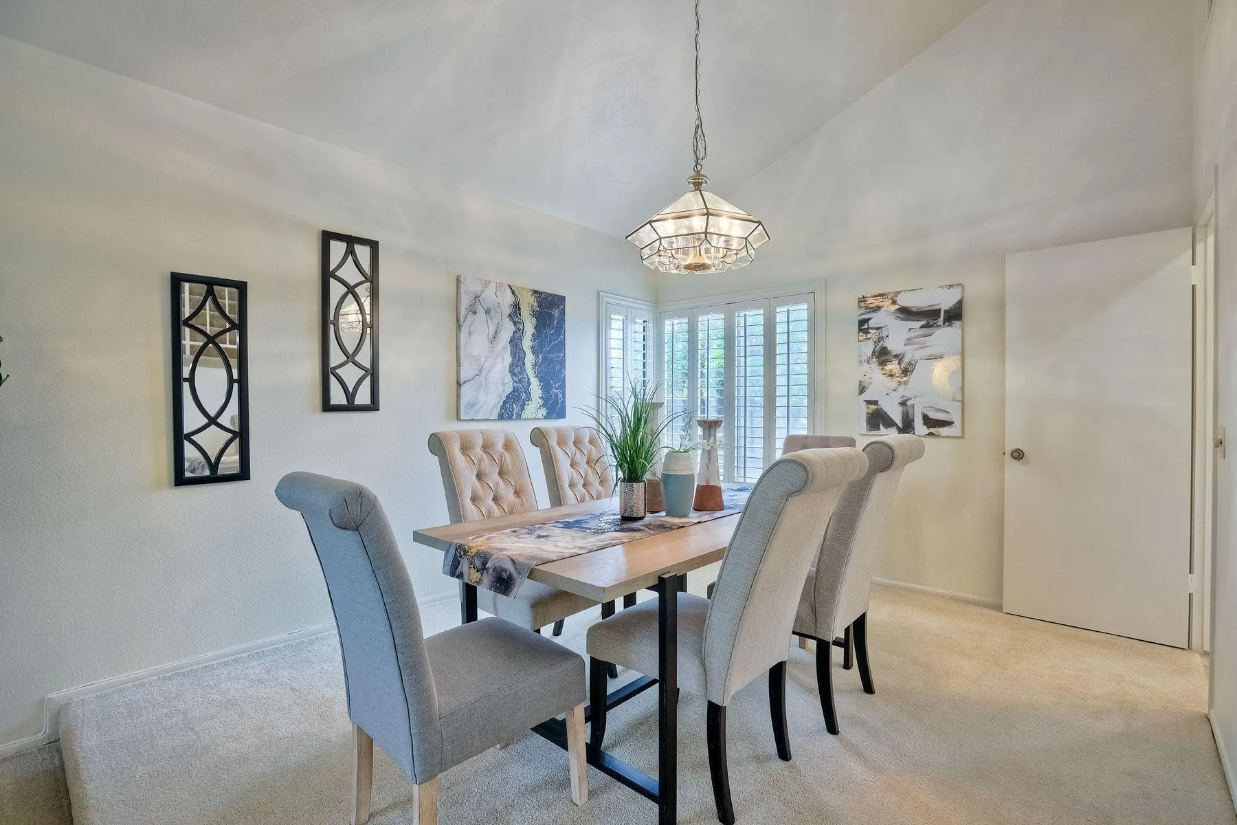 17834 St Andrews Drive Poway, CA 92064 - Photo 7 of 38 a view of a dining room with furniture window and wooden floor