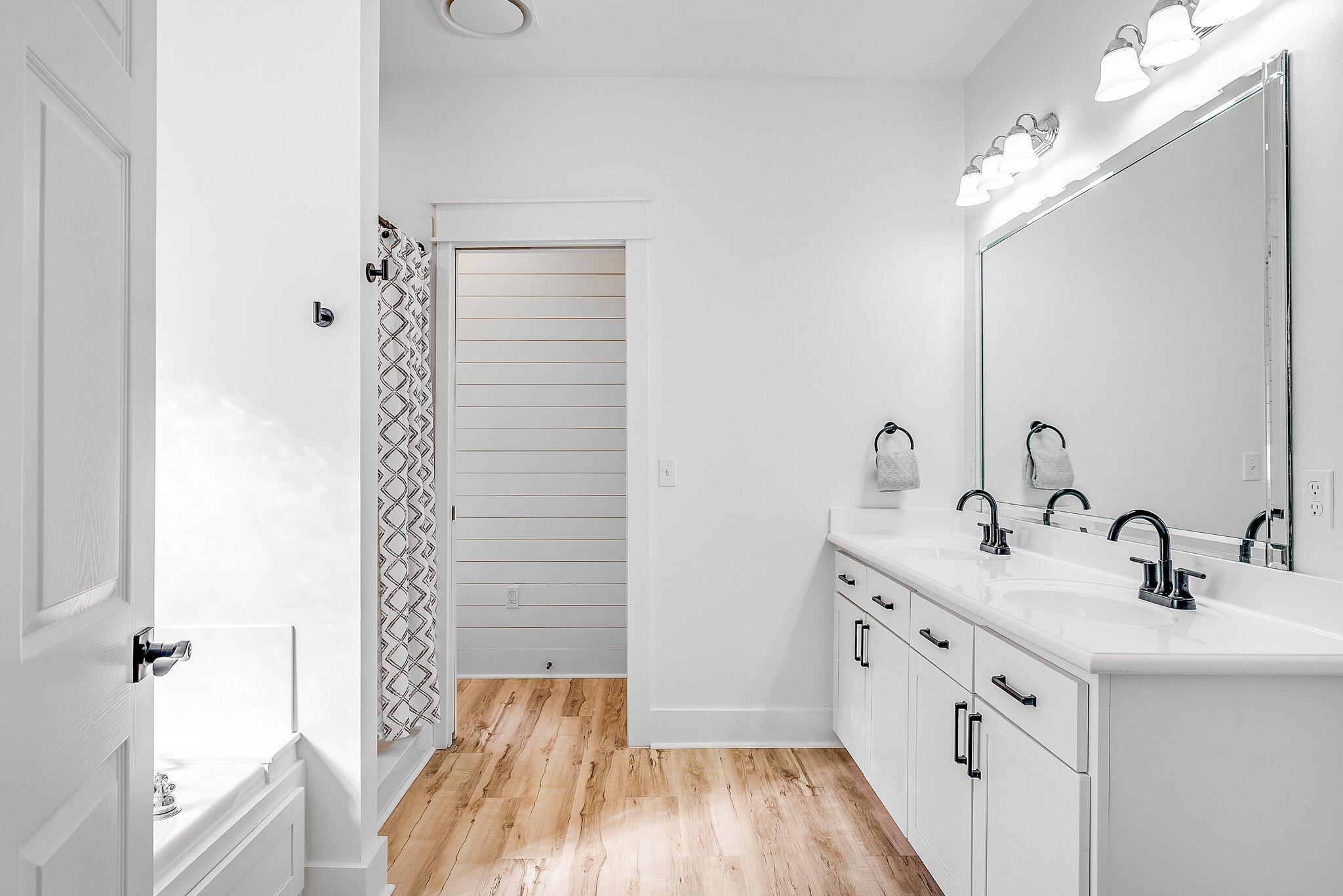 80 South 7th Street Santa Rosa Beach, FL 32459 - Photo 17 of 53 Dual vanity