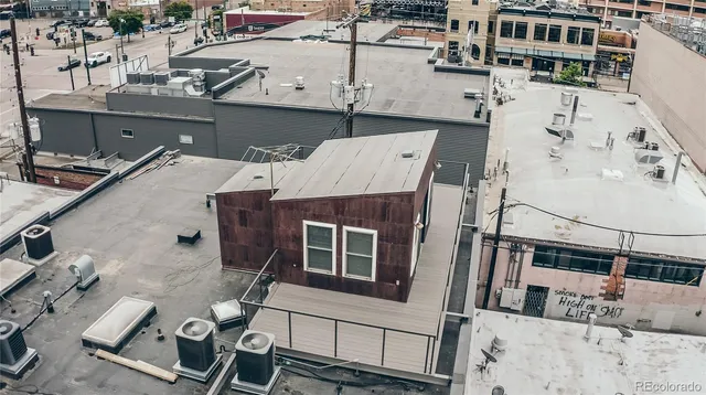 $3,950 | 1940 Blake Street, Unit 301, Denver, CO 80202