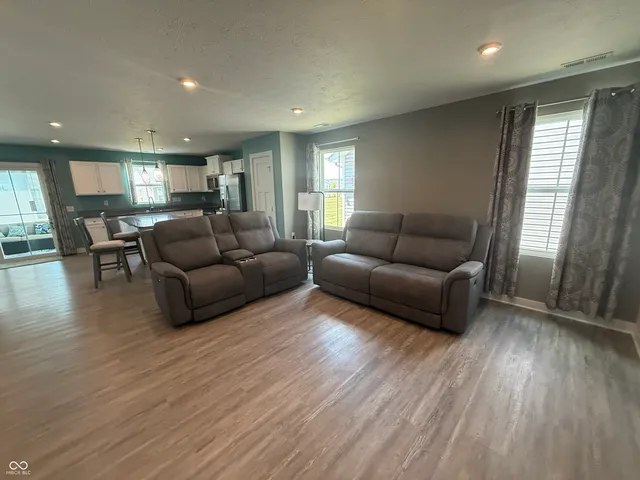 $2,250 | 2640 Stonebridge Drive, Lebanon, IN 46052