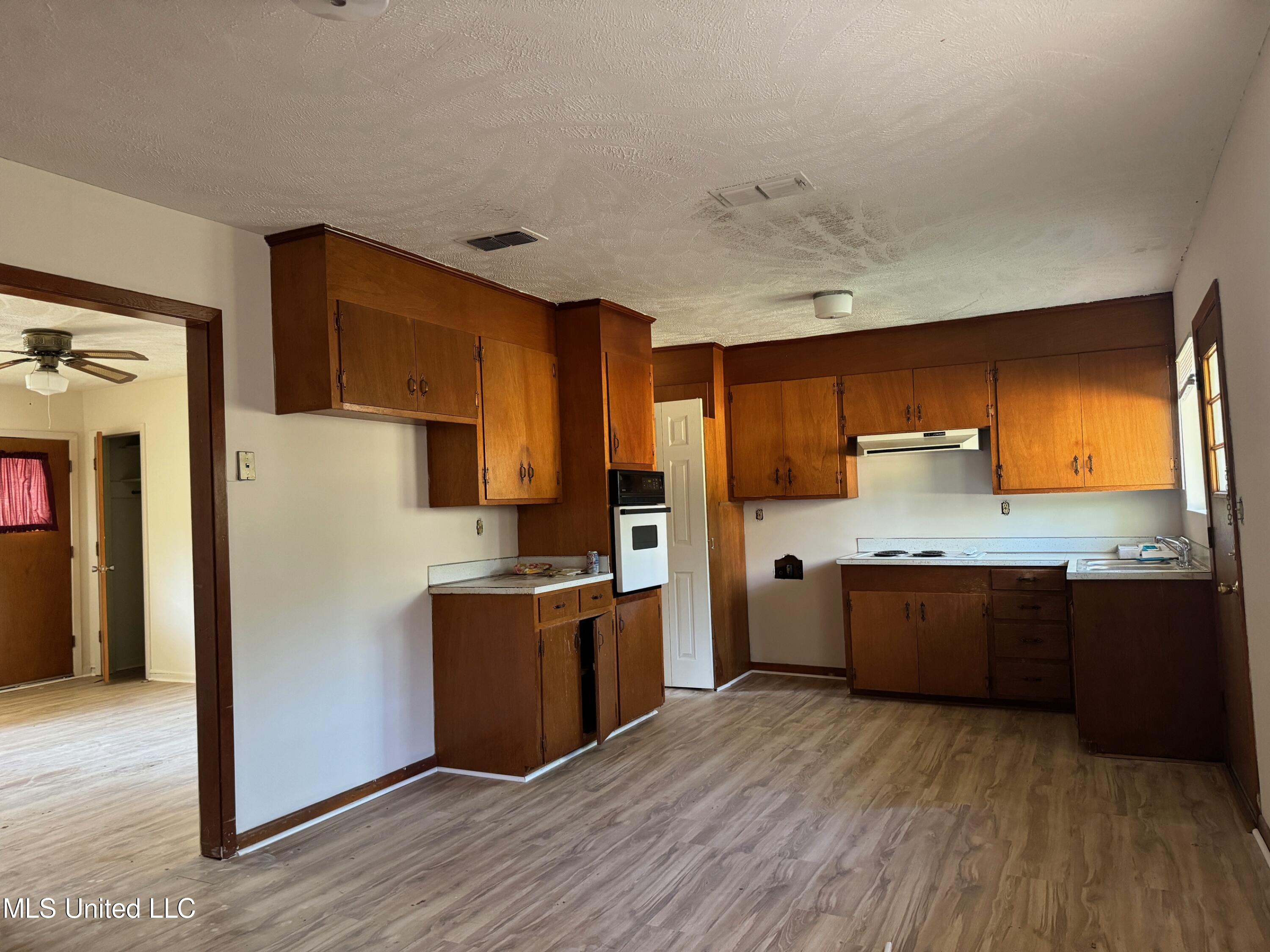 2650 MacLean Road Jackson, MS 39209 - Photo 2 of 18 IMG_7534